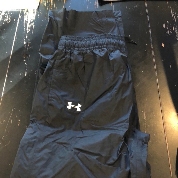 Under armor waterproof rain gear pants - Picture 6 of 6